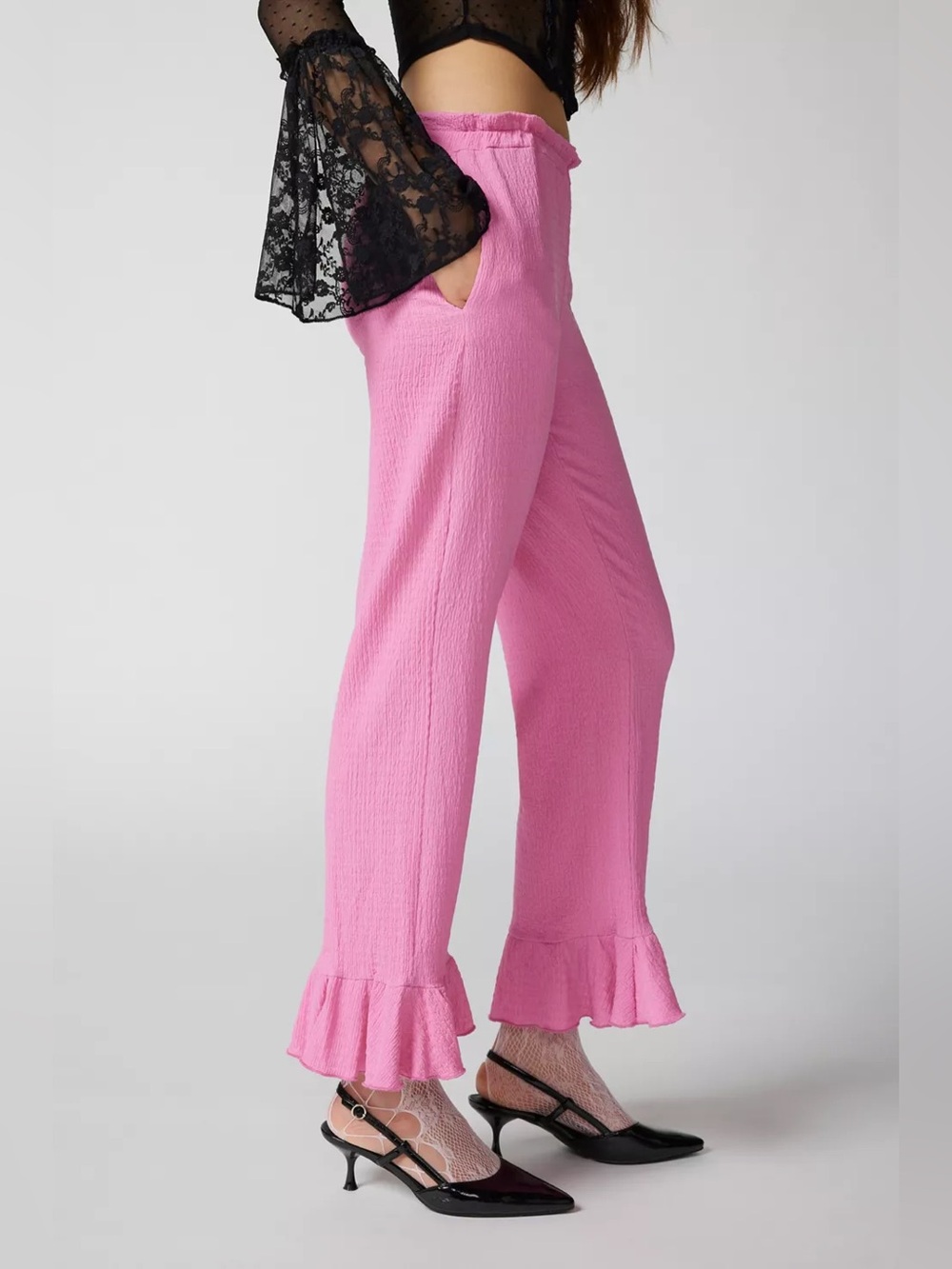 Urban Outfitters Daphne Ruffle Flare Pant - Picture 3 of 13